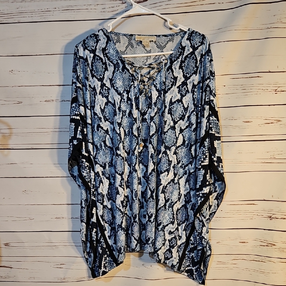 Michael Kors Blue Snakeskin Print Criss Cross Neckline Long Sleeve Top‎ Size M